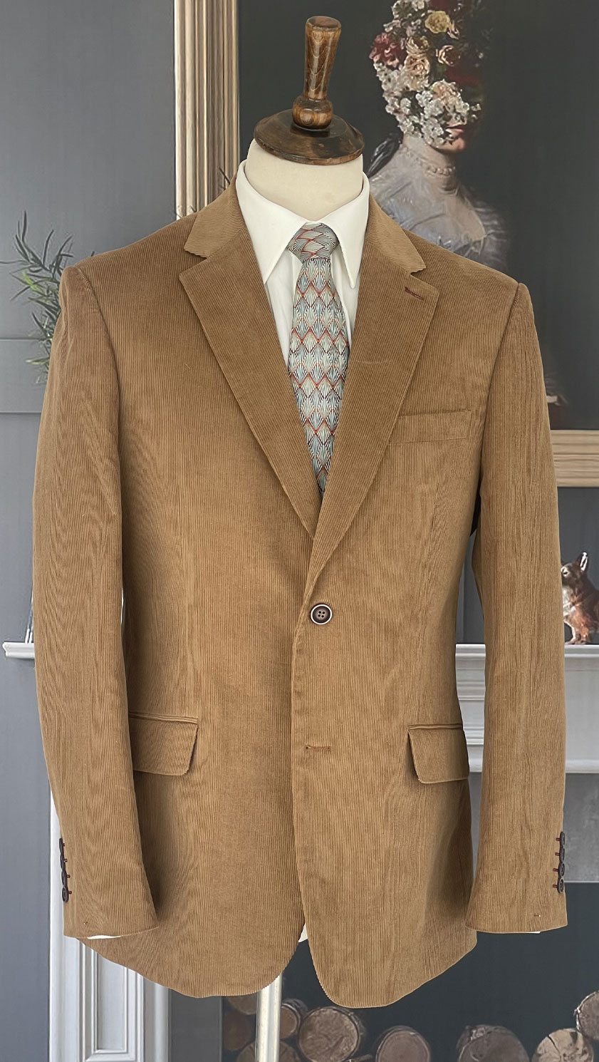 Pure cotton corduroy jacket by English tailors Gurteen: well-tailored, smart yet relaxed: it's a versatile classic, always in style
