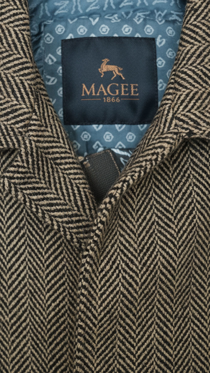 Magee 1866: stylish Erne raglan tweed coat in handwoven lambswool Donegal brown herringbone: heritage, warmth and style combined - Image 2